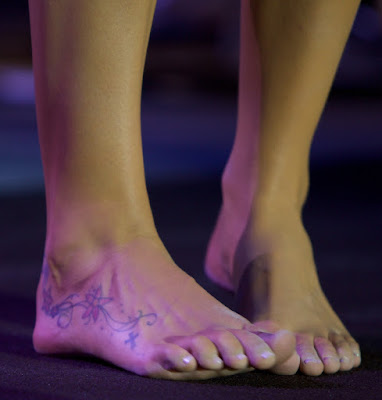 Joss stone barefoot performance and see through joss stone feet