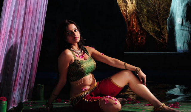 sheena new from nandeeswarudu, sheena spicy photo gallery