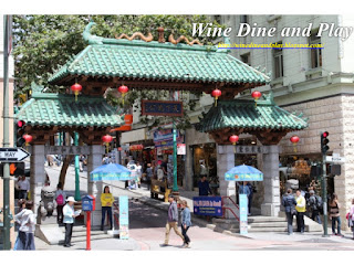 The Famous Dragon's Gate entrance to Chinatown in San Francisco