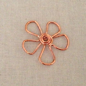 Copper Wire Flower by Lisa Yang Jewelry, Free Tutorial, DIY