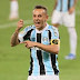 Rafinha e mais: jogadores pedidos por Rogério Ceni no Flamengo podem integrar a lista de reforços do São Paulo