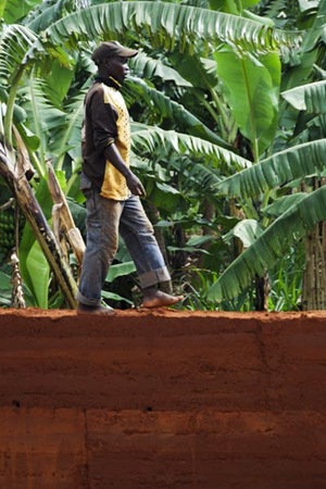 Walking the big wall at the end of the livingroom