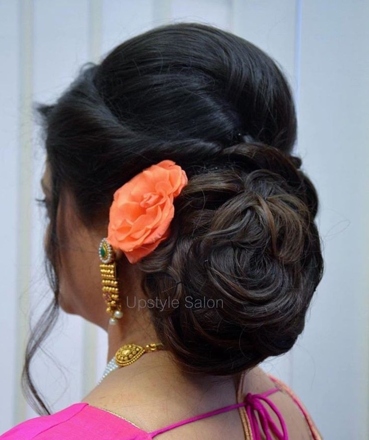 Wedding and evening hairstylist in London - your perfect day! Call us.