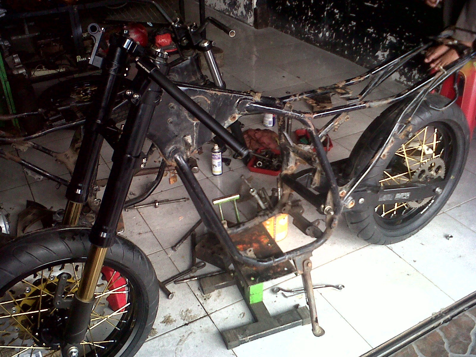 GLINDING KUSTOM Agustus 2014