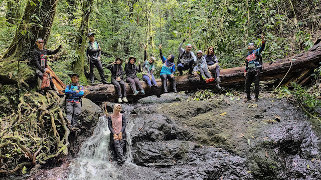 Sin Onn Tiku Waterfall Tawau Sabah