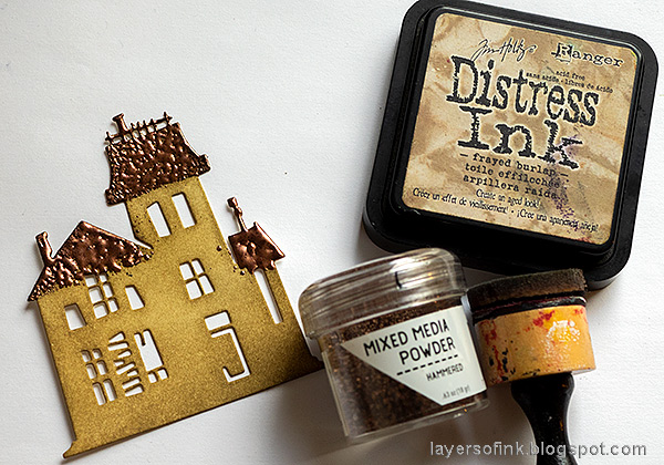 Layers of ink - Spooky House Tag Tutorial by Anna-Karin Evaldsson. Emboss the roofs.