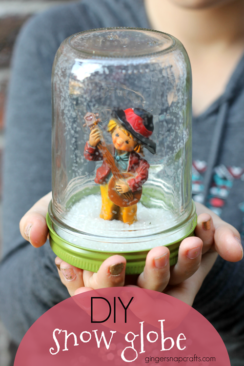 DIY Snow Globe at GingerSnapCrafts.com #snow #kidscrafts