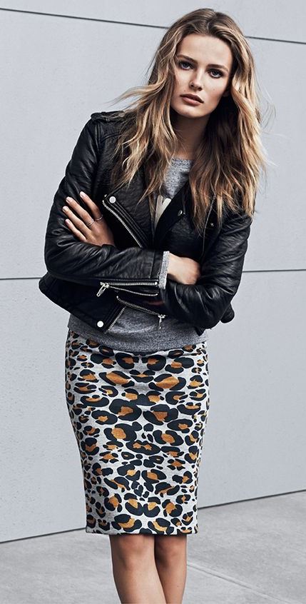 stylish look | printed pencil skirt + grey top + biker jacket
