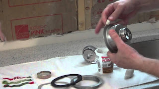 How to Replace a Kitchen Sink Strainer