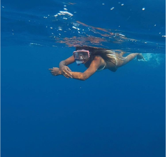 Nia Sharma Underwater Bikini Pics Shared on Her Instagram