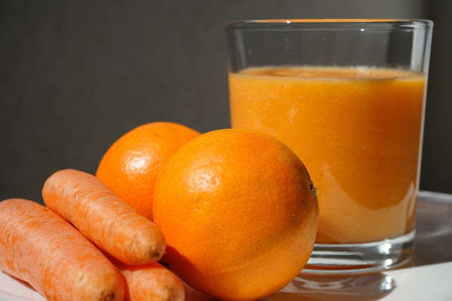 suco de laranja com cenoura