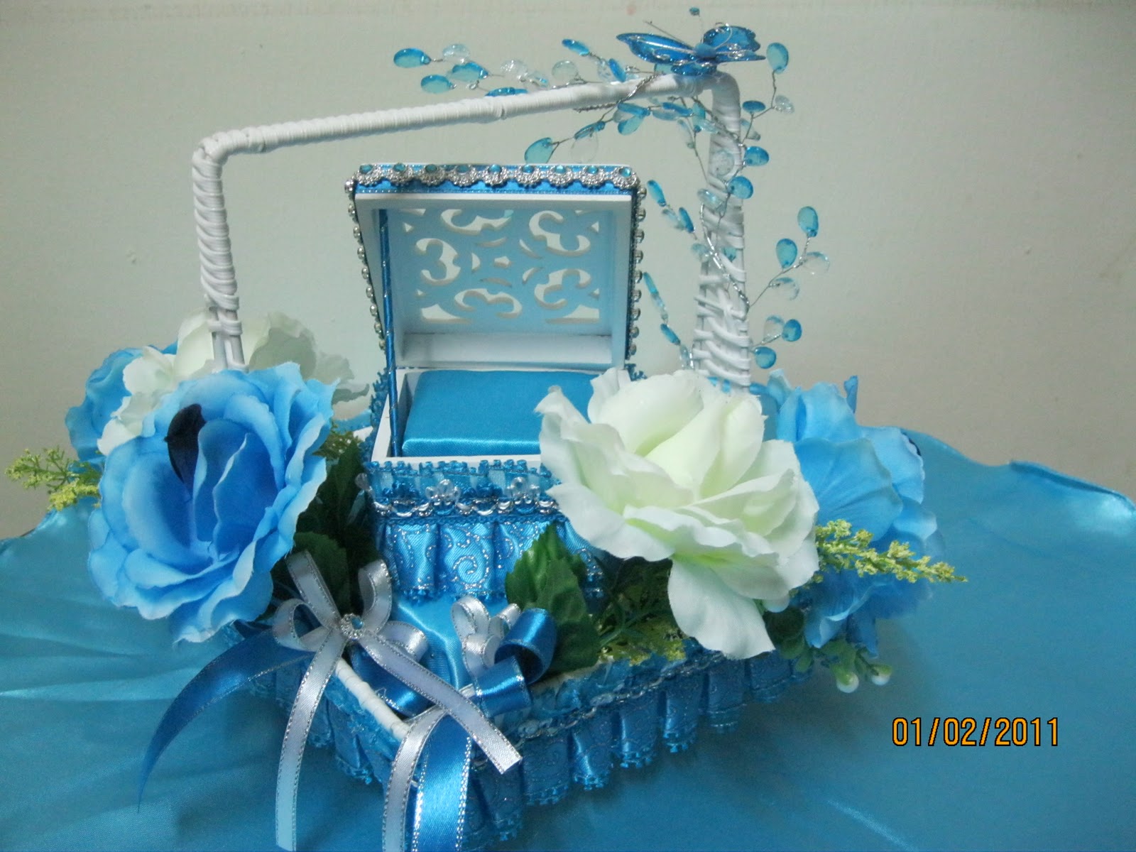 Masdieyra Design: gubahan hantaran 2011-gubahan turquoise