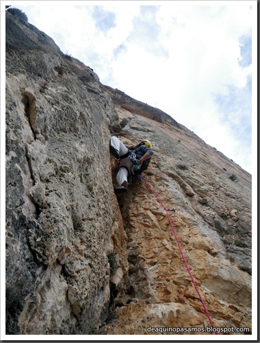 Via Carnaval 175m 6b (Pared Sur de Leiva, Sierra Espua, Murcia) (Isra) 2830