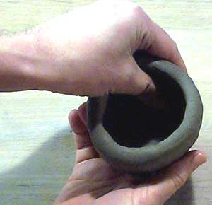 Studio Keramik  PPPPTK Seni dan Budaya Membuat Keramik  