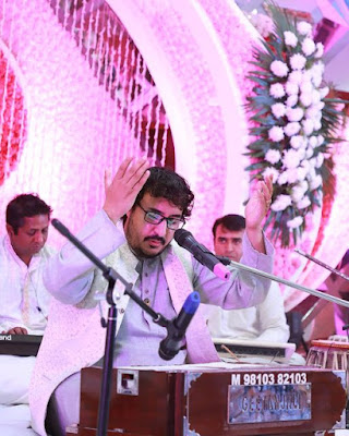 Devotional bhajan singer in India