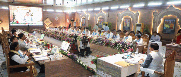 Madhya Pradesh Cabinet decisions<br />
CM Mohan Yadav, Queen Durgavati Shree Ann Promotion Scheme, Farmers financial aid, Zero-interest crop loan scheme, Madhya Pradesh Jain Welfare Board,Queen Durgavati Memorial development, Jabalpur Madan Mahal hill project, Farmers welfare Madhya Pradesh, Women welfare schemes MP, Cabinet meeting in Singrampur, MP government welfare schemes, Madhya Pradesh airstrip upgrade, Nursing colleges merger Madhya PradeshMadhya Pradesh, प्रतिवाद समाचार, प्रतिवाद, MP News, Madhya Pradesh News, MP Breaking, Hindi Samachar, prativad.com