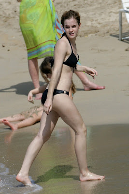 Emma Watson In Bikini sexy pictures