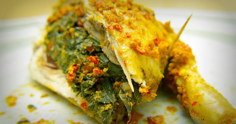 JALAN-JALAN YUK: Resep Masakan khas Bali Ayam Betutu