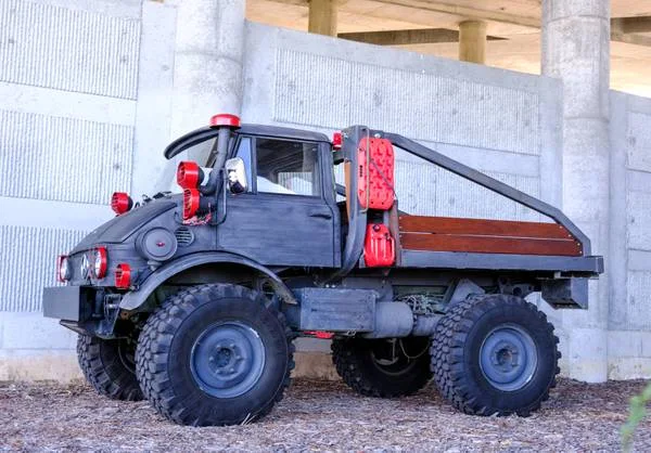 1977 Mercedes-Benz Unimog