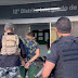 Homem é preso por roubo em ponto de táxi na avenida Constantino Nery