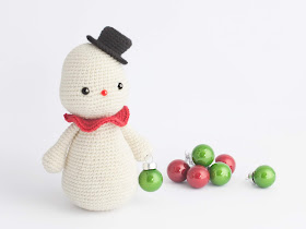 amigurumi-snowman-free-patter-crochet-muneco-nieve-patron-gratis