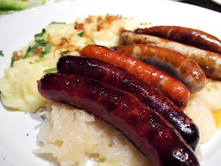 3 Rostbratwrüstl und 3 Klosterseufzer