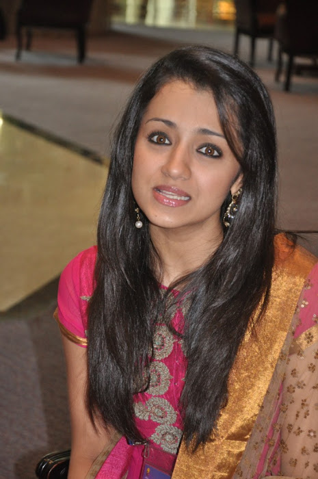 trisha ... cute stills