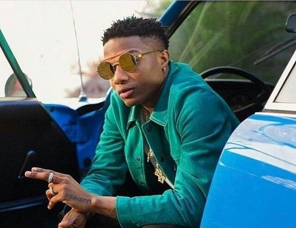 ‘Trump isn’t your business, old man… face your country’ — Wizkid slams Buhari in #EndSARS protest