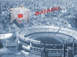 Afiches burlas por el descenso de River Plate