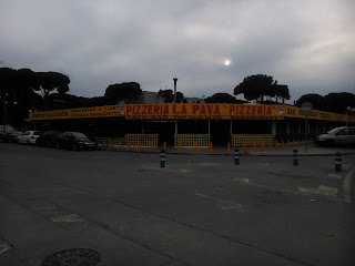 Que ver cerca de Barcelona, Bodegas Güell, Gaudí, Garraf, costas del Garraf,