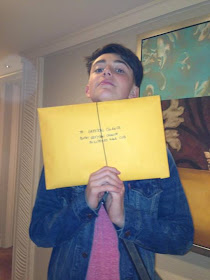 Greyson Chance with fan letters before the show in Manila Football