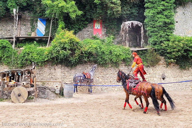 Provins Medieval Show - The Legends of the Knights