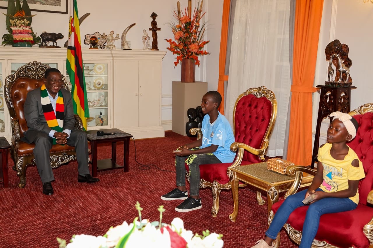 Zimbabwe president rewards siblings who saved mother from a crocodile attack 2024, education fees and $5000 each