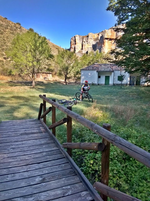 HOCES DEL RÍO RIAZA EN BICICLETA