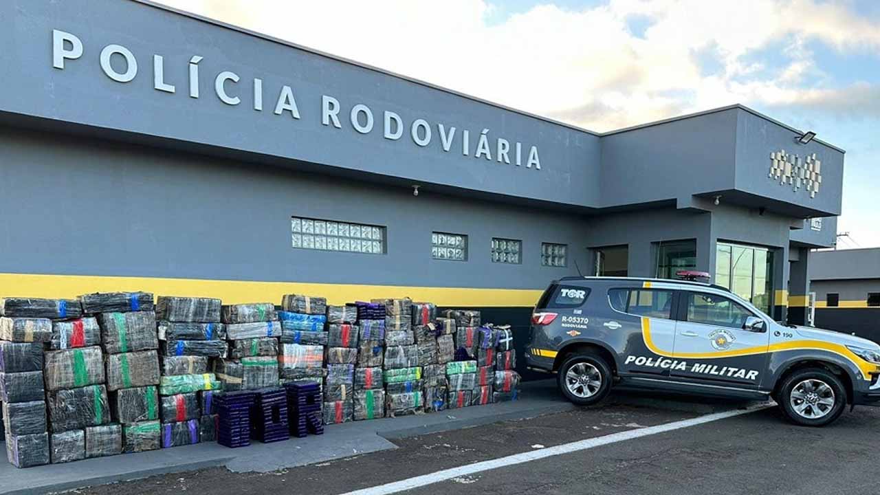 Polícia apreende 1,9 tonelada de maconha em Pardinho