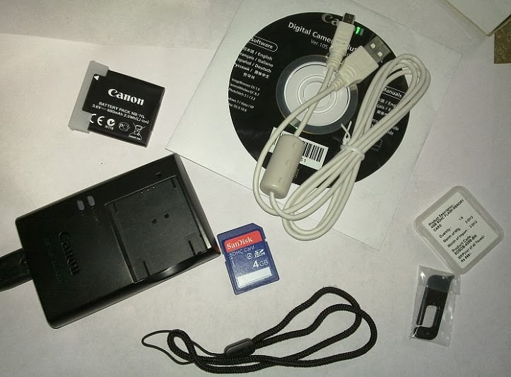 Canon A3400 IS in the Box accesories