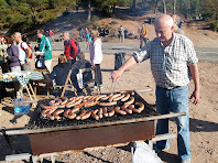 Preparant l'esmorzar al Collet de l'Enclusa