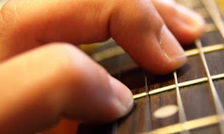 Cara Cepat Belajar Gitar Untuk Pemula