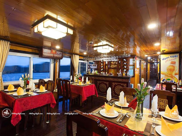 Phòng ăn Quầy ba trên tàu