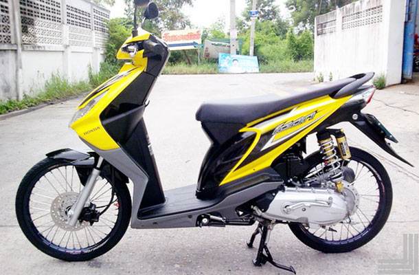 20 Gambar  Modifikasi  Motor  Honda Beat  Standar Kumpulan 