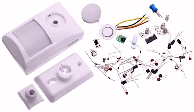 Infrared-alarm-kit-02 (© 2020 Jos Verstraten)