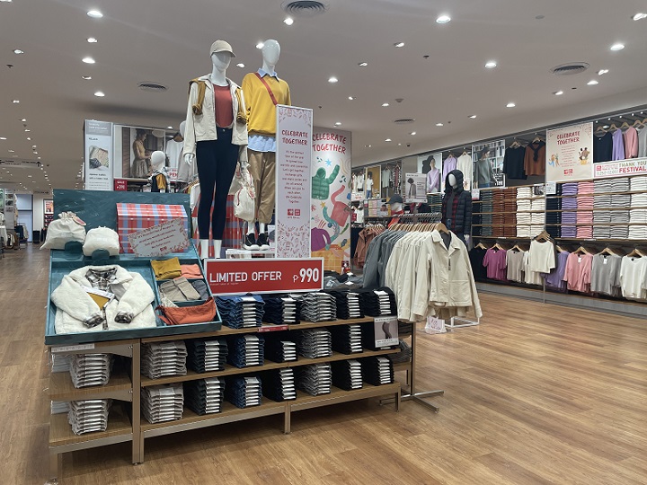 UNIQLO Special Store Opening Deals