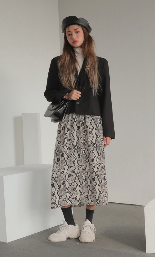 Snakeskin Pattern Banded Waist Skirt