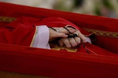 Funeral do papa Francisco será no sábado com presença de Trump, Zelensky, Lula e Milei- 0 2 video