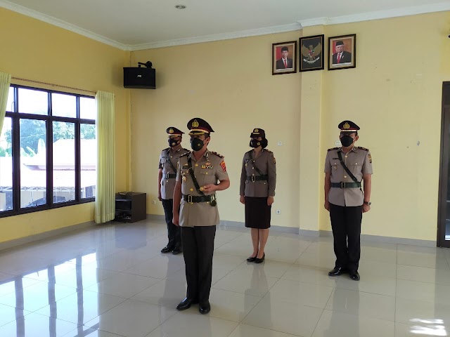 HUT Bhayangkara ke-76 , Polres Batu Bara Gelar Upacara Pataka lewat Zoom Meeting