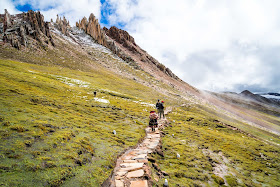 Tres Rainbows hike, Palccoyo - Peru