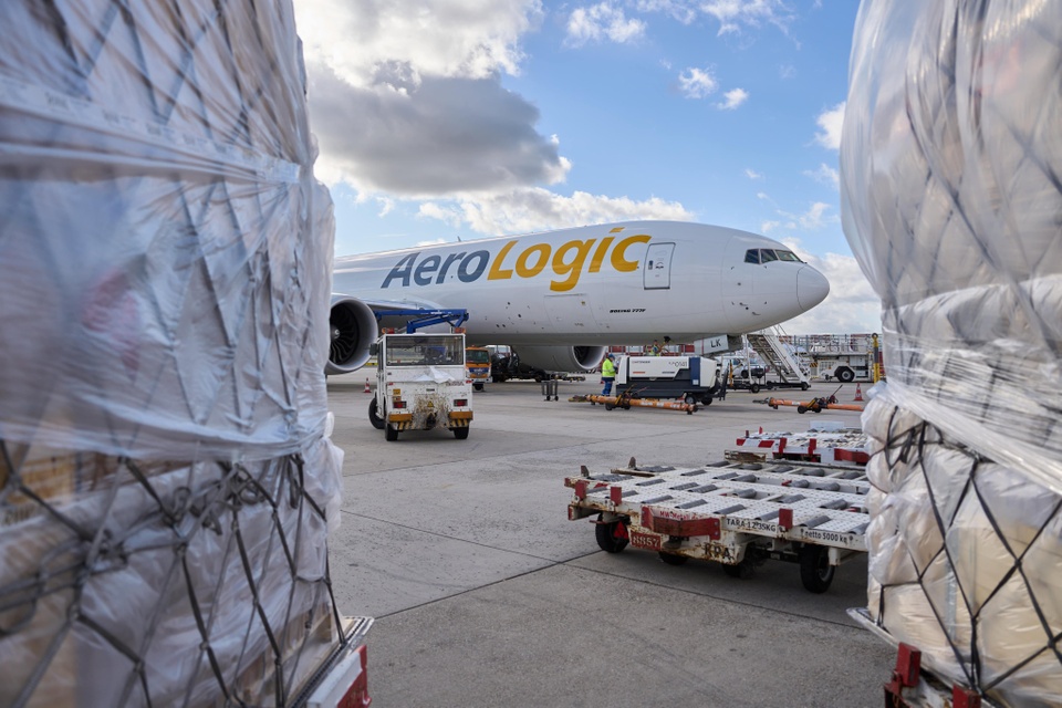 Lufthansa Cargo mở đường bay tới Hà Nội, chở xe Vinfast đi châu Âu