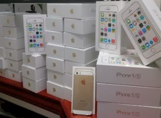 Buying wholesale bulk Apple iPhone 4, 4S, 5, 5C, and 5S models