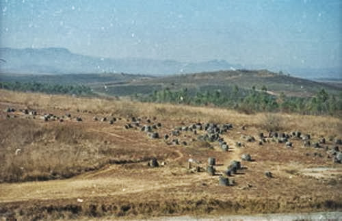 Llanura de las Jarras Gigantes Laos