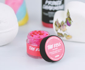 Lush The Kiss Lip Scrub Review